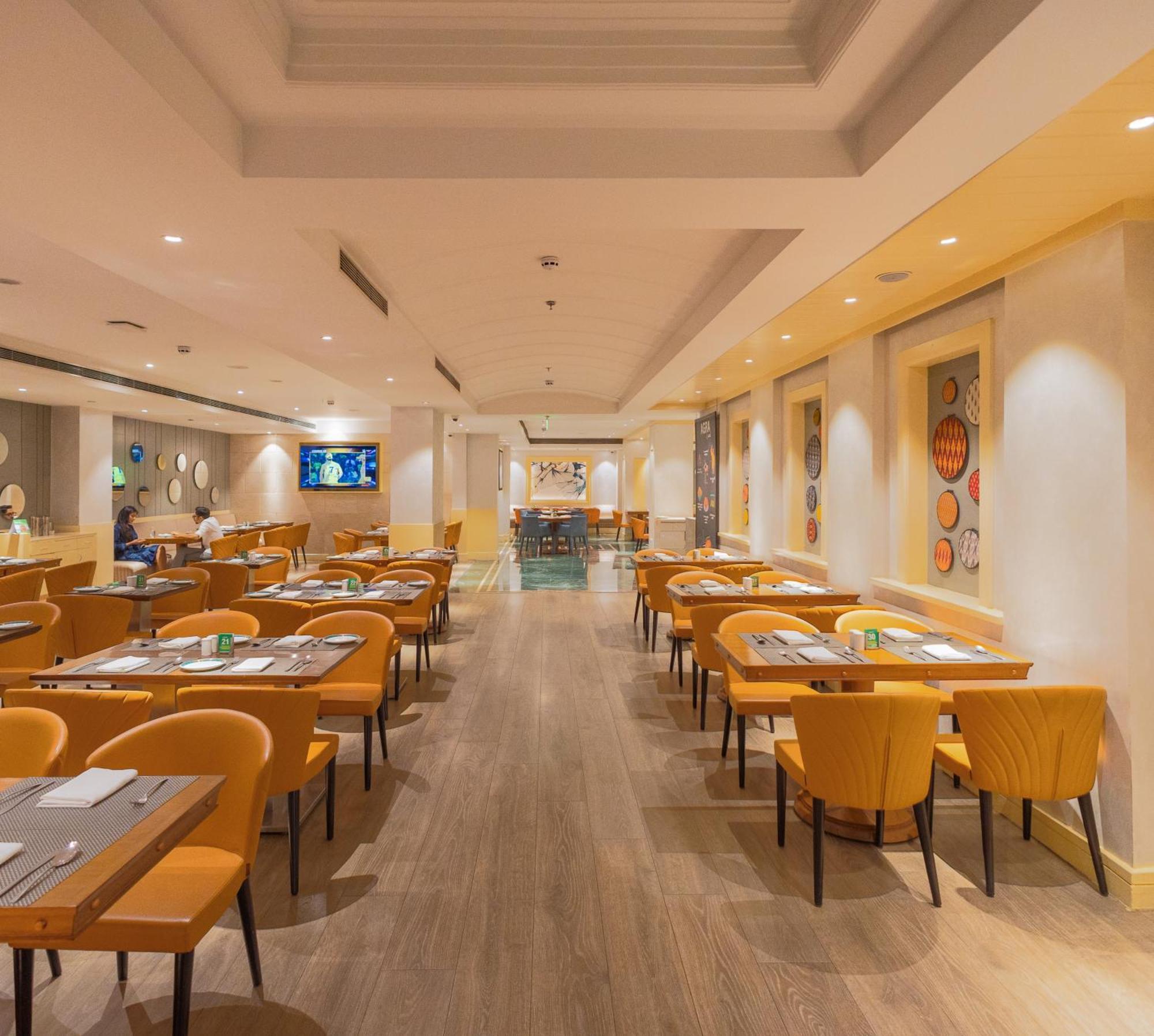 Holiday Inn Agra Mg Road An Ihg Hotel Exterior foto The restaurant